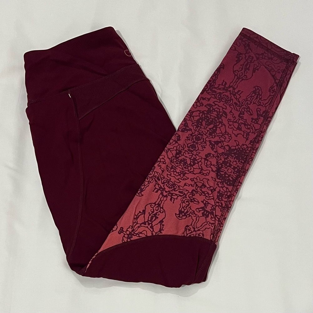 CALIA by Carrie Underwood Energize 7/8 Leggings in Crimson Trek/Ombré Scroll - Picture 10 of 14